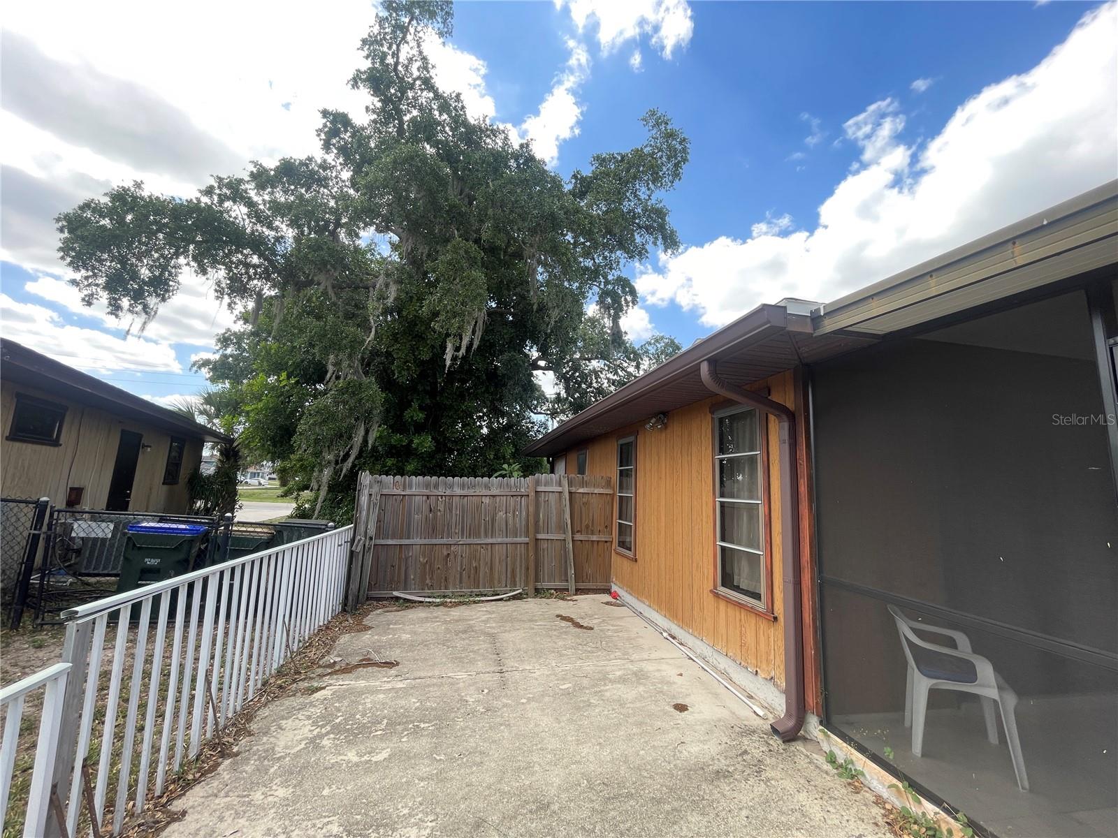 5662 S SALFORD BLVD, NORTH PORT, FL, 34287