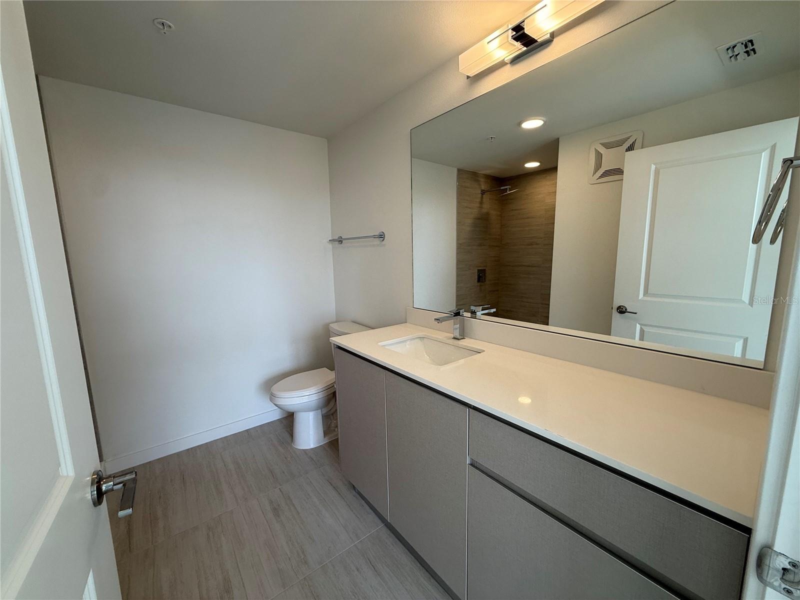 5579 MILLENIA PARK BLVD #424, ORLANDO, FL, 32839