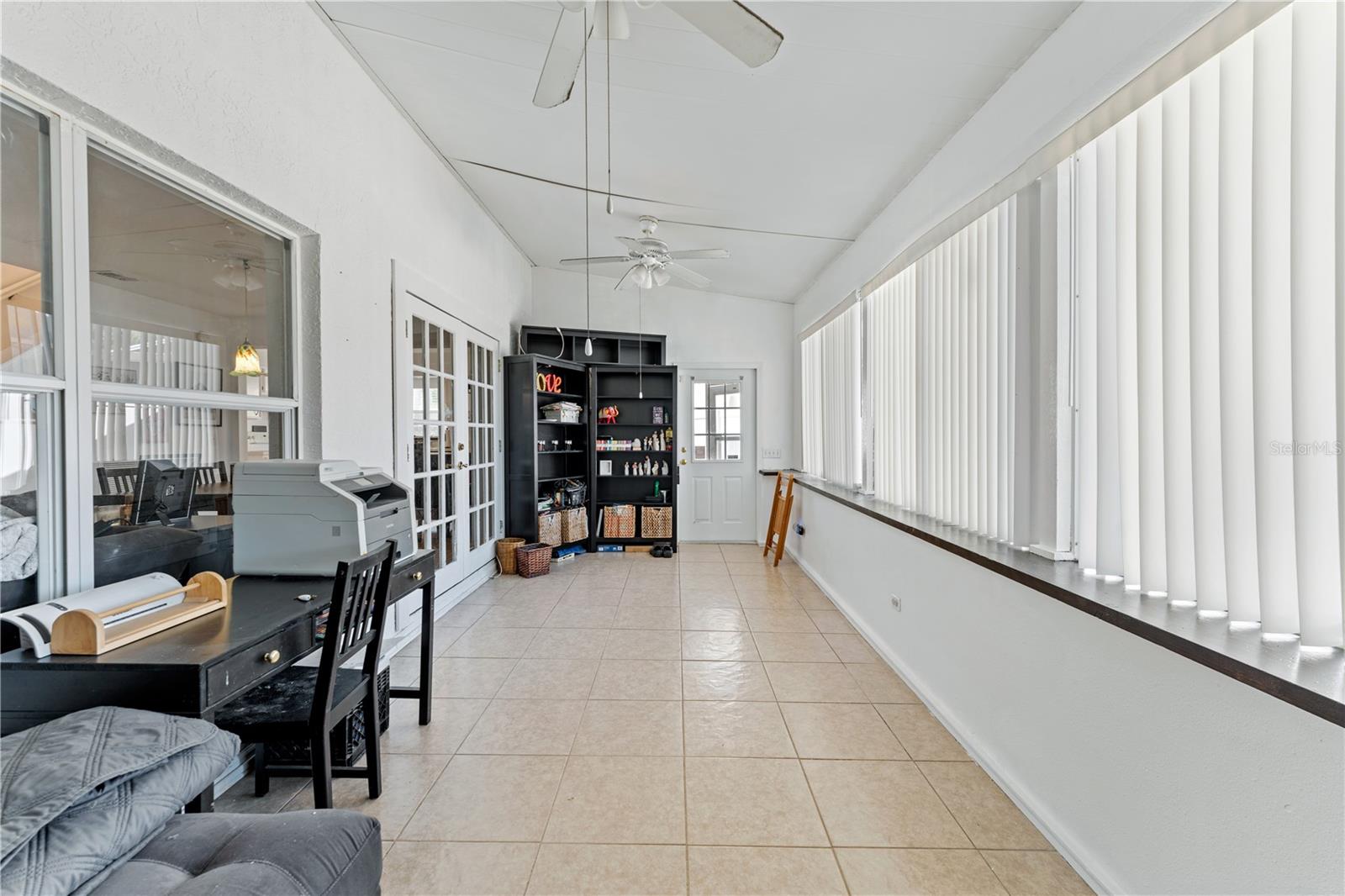 9758 FOX HOLLOW RD, TAMPA, FL, 33647