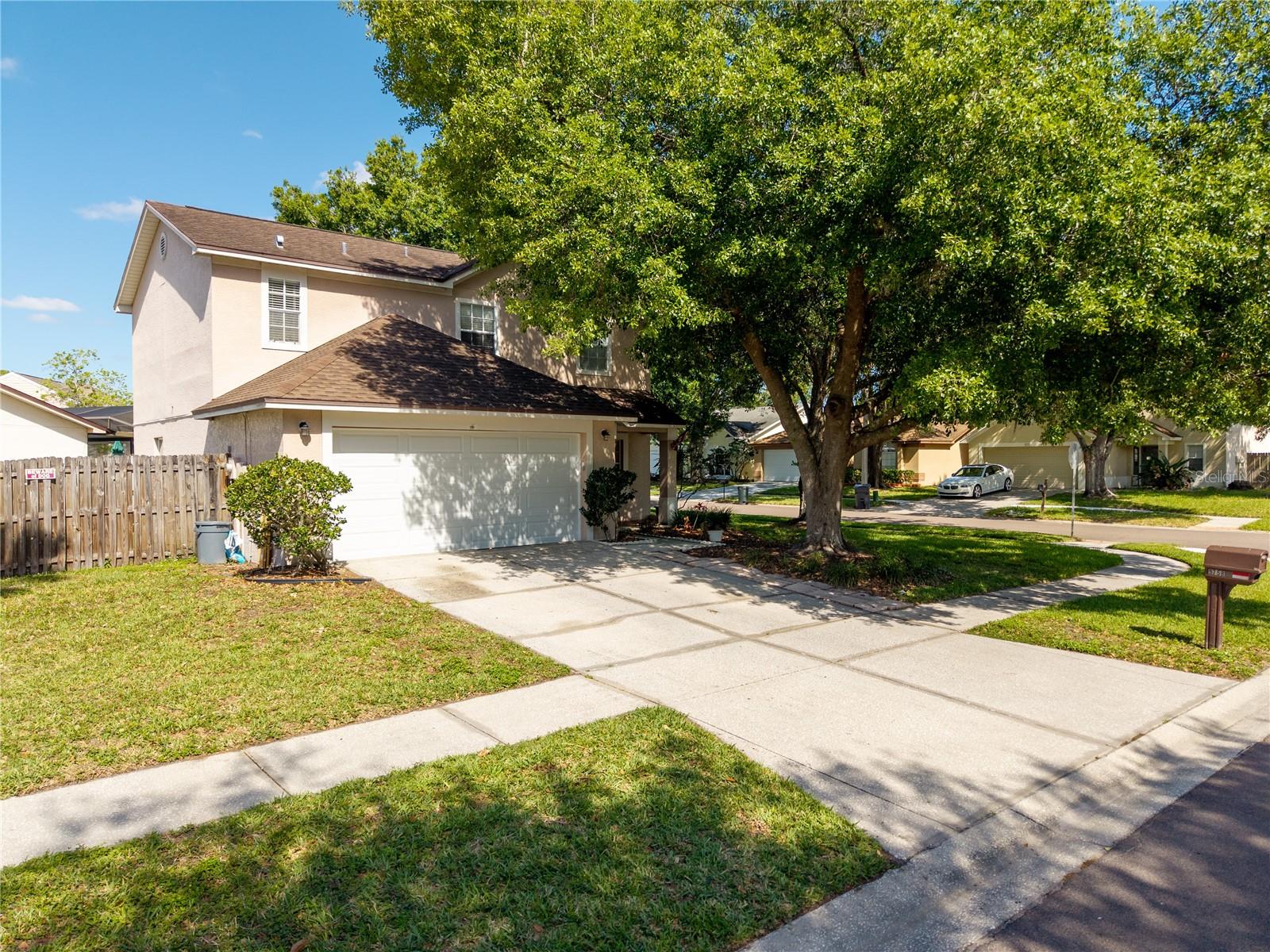 9758 FOX HOLLOW RD, TAMPA, FL, 33647