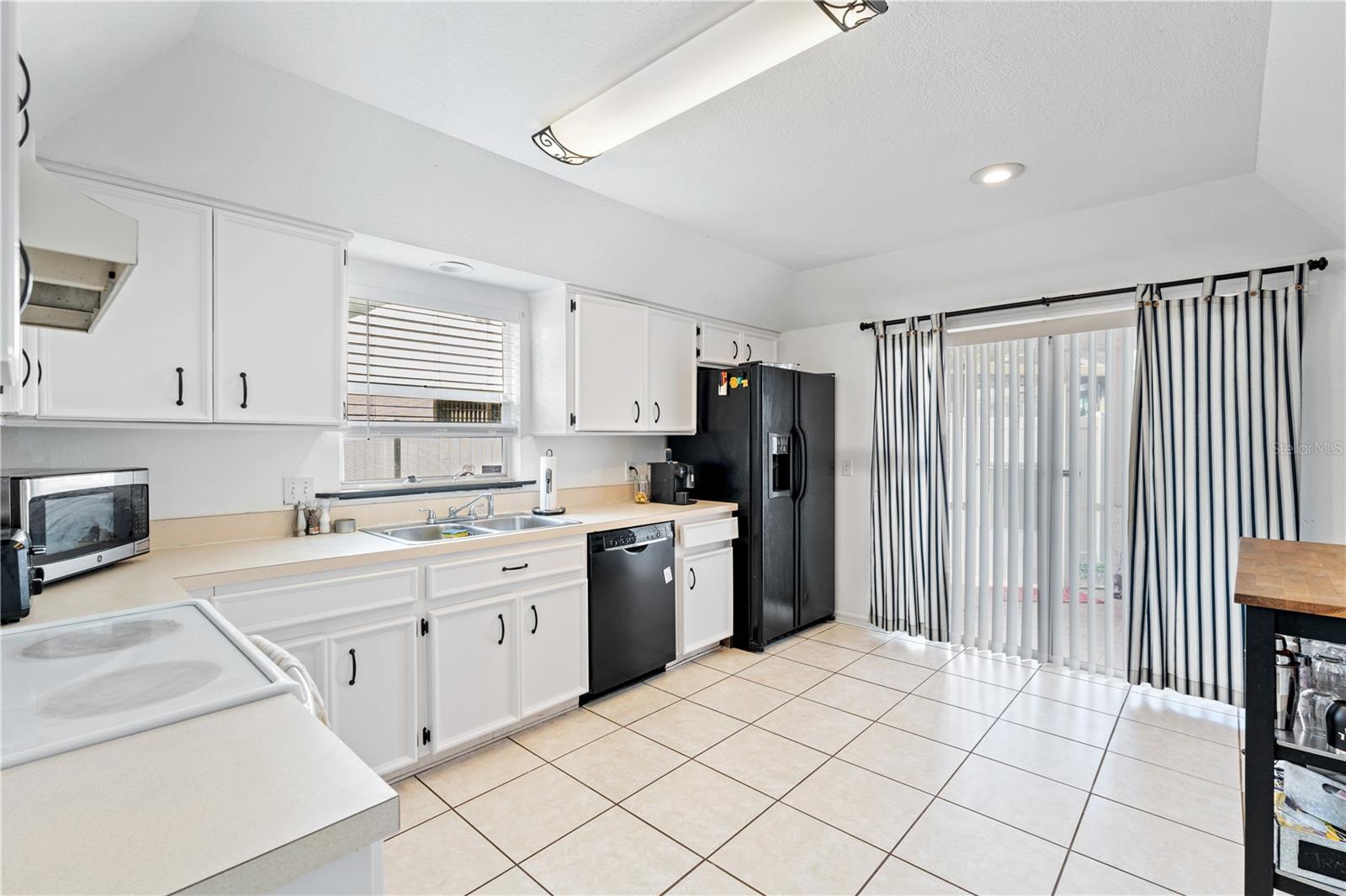 9758 FOX HOLLOW RD, TAMPA, FL, 33647