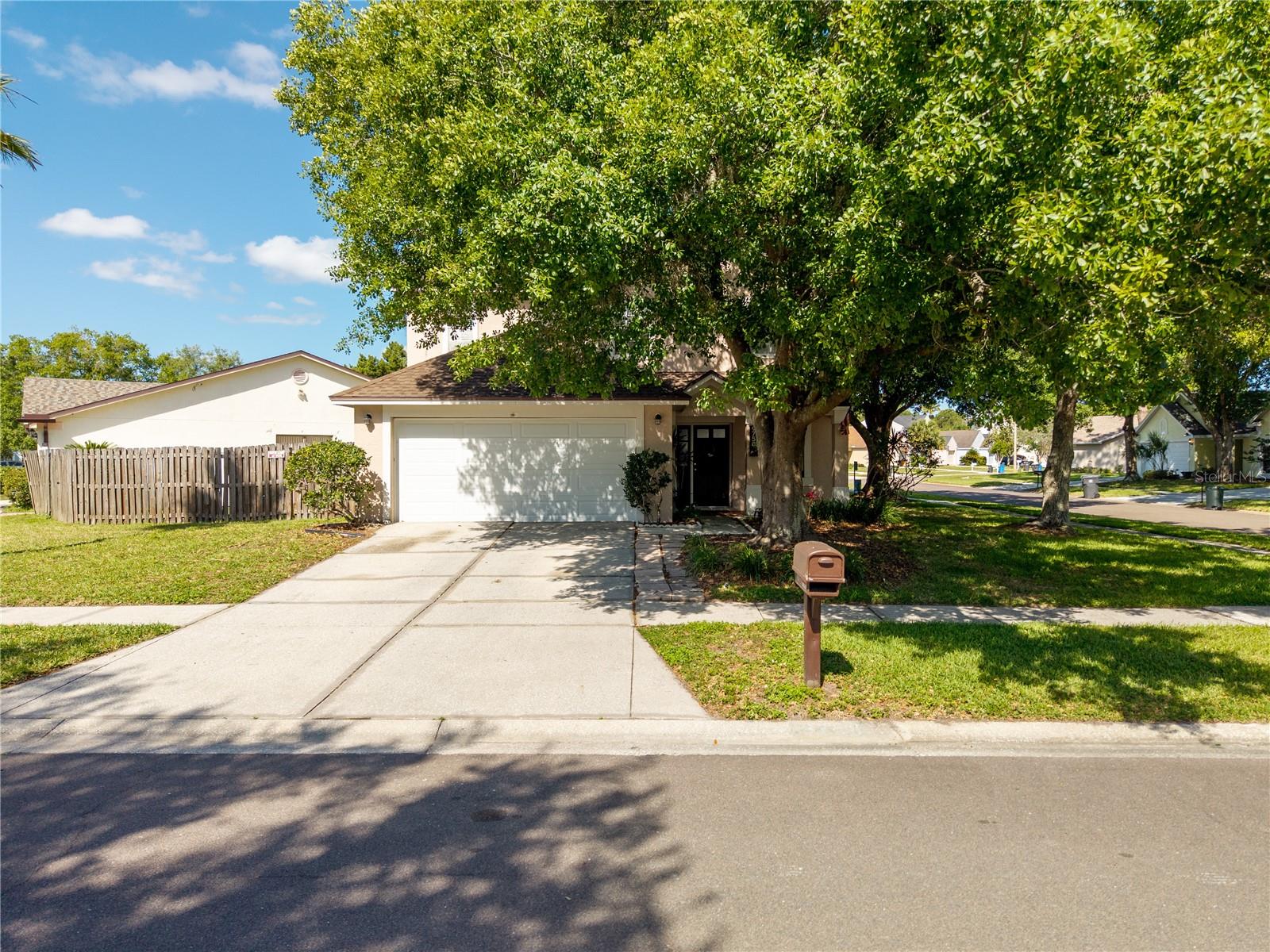 9758 FOX HOLLOW RD, TAMPA, FL, 33647