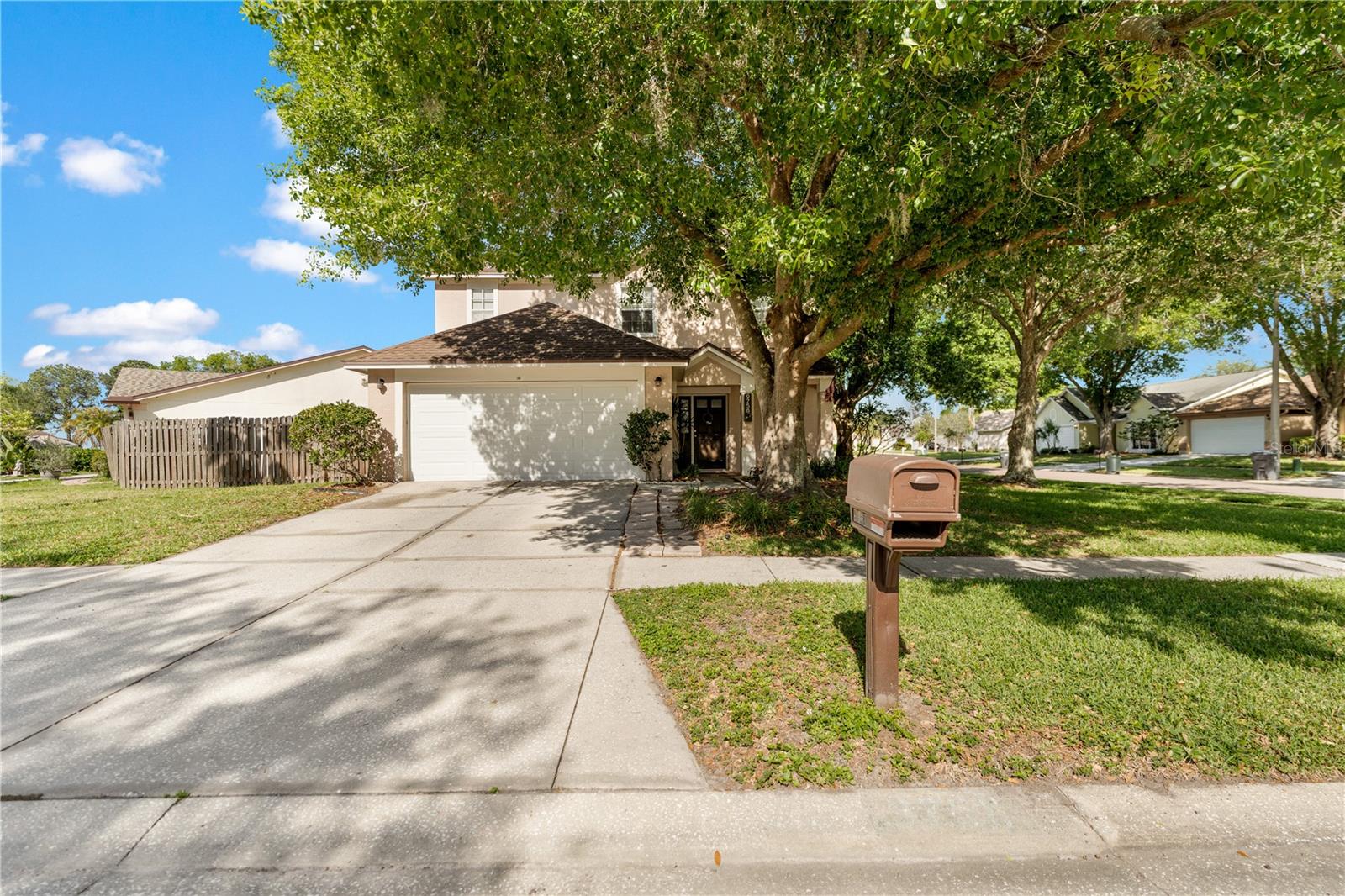 9758 FOX HOLLOW RD, TAMPA, FL, 33647