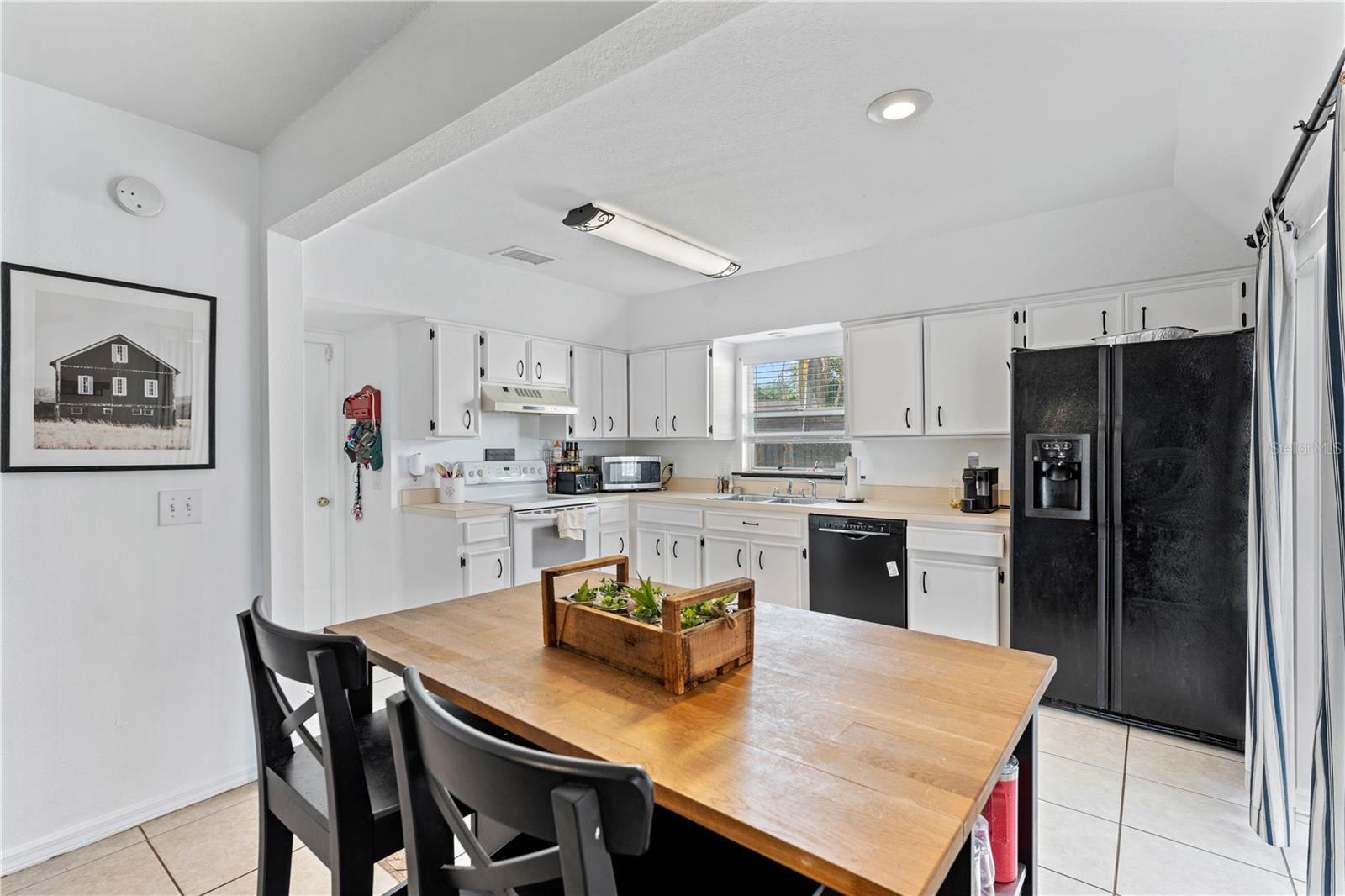 9758 FOX HOLLOW RD, TAMPA, FL, 33647