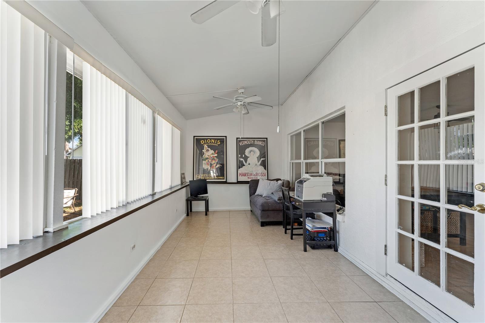 9758 FOX HOLLOW RD, TAMPA, FL, 33647