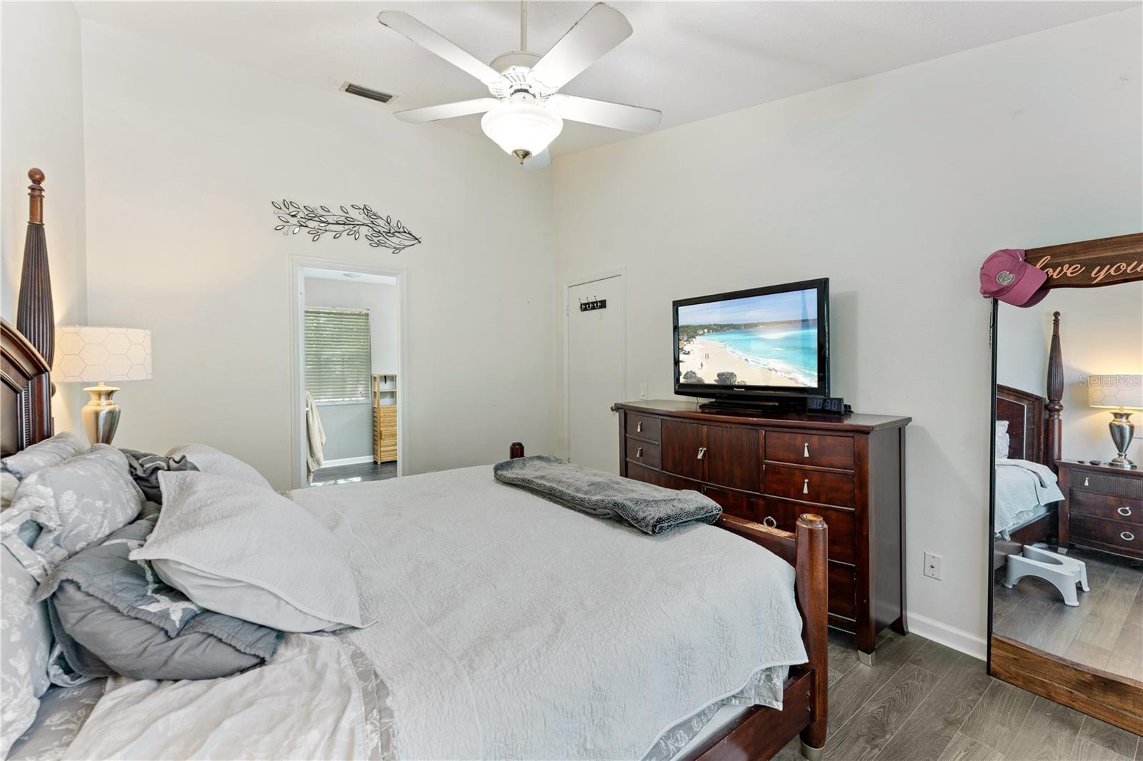 9758 FOX HOLLOW RD, TAMPA, FL, 33647