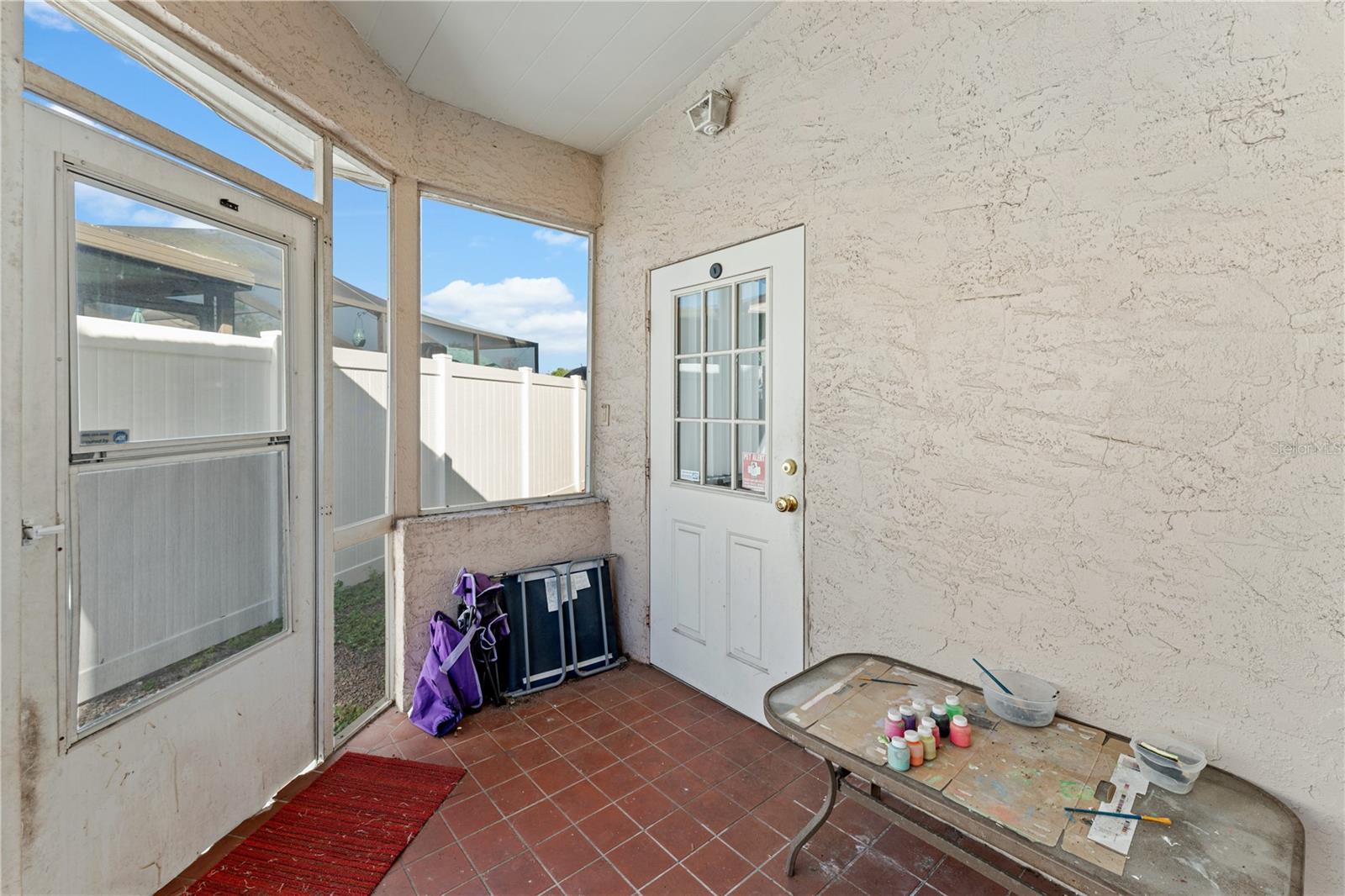 9758 FOX HOLLOW RD, TAMPA, FL, 33647