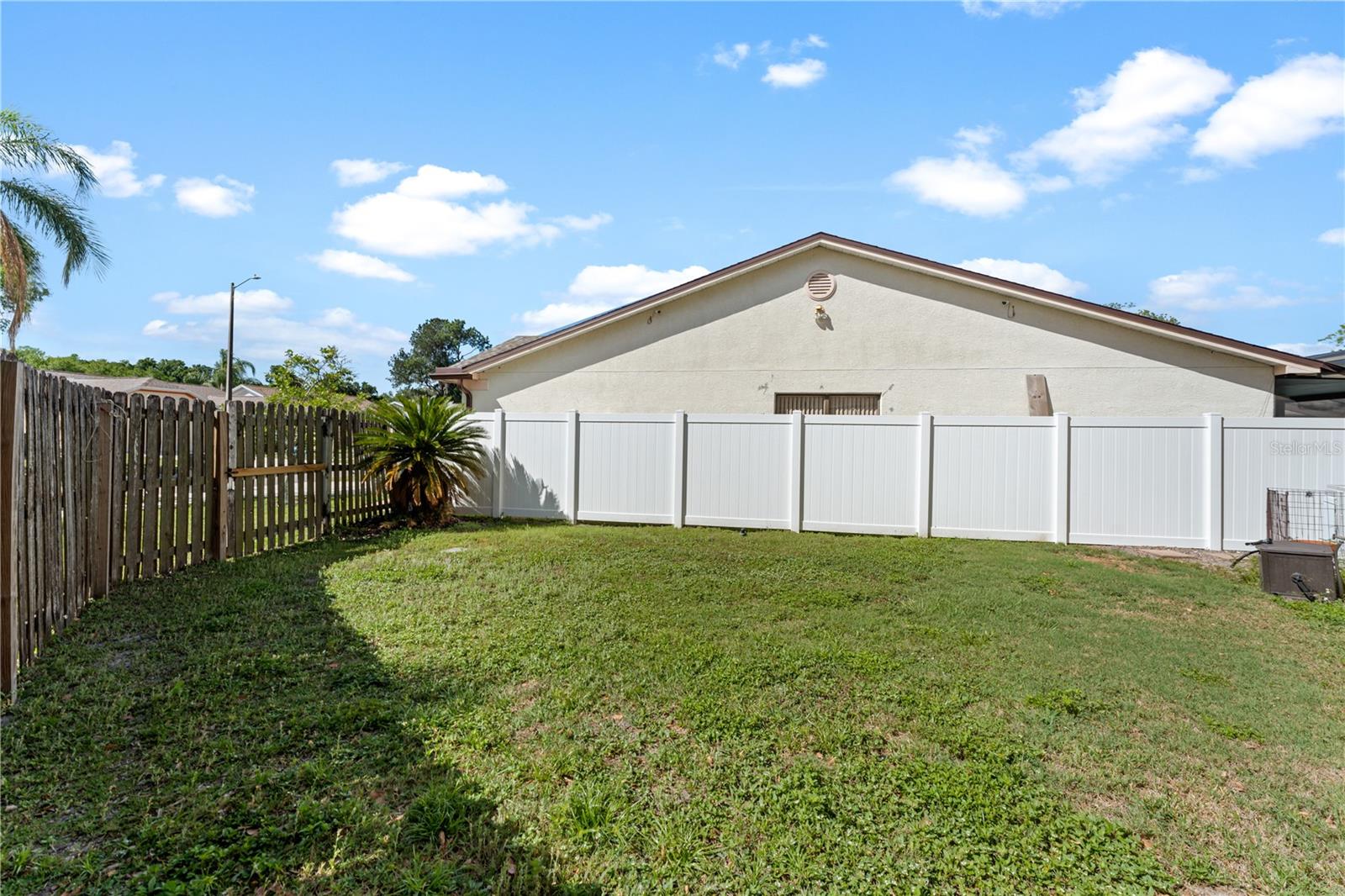 9758 FOX HOLLOW RD, TAMPA, FL, 33647
