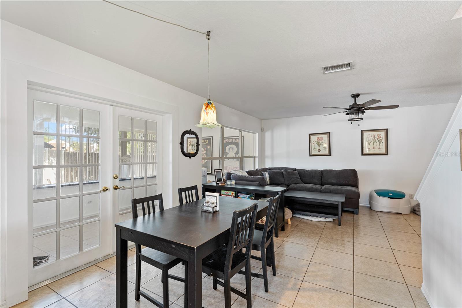 9758 FOX HOLLOW RD, TAMPA, FL, 33647