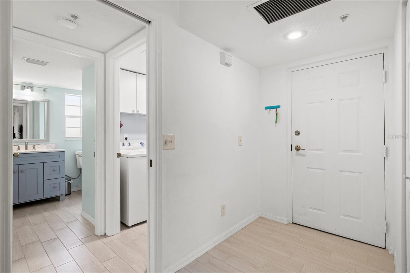 811 MONTROSE DR #103, VENICE, FL, 34293