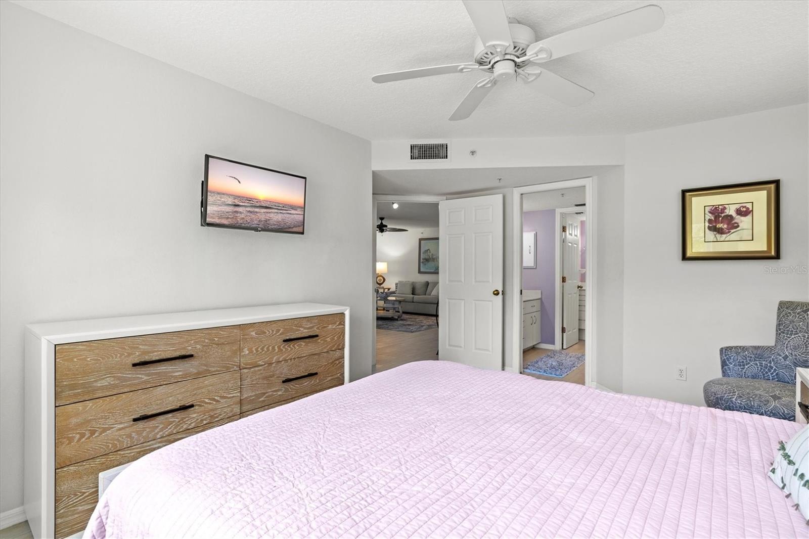 811 MONTROSE DR #103, VENICE, FL, 34293