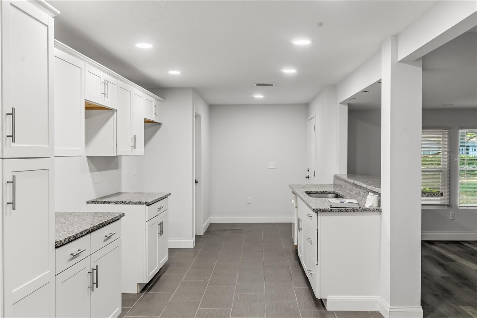 2726 6TH AVE W, BRADENTON, FL, 34205