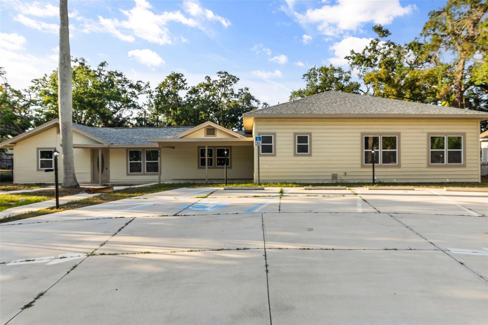 2726 6TH AVE W, BRADENTON, FL, 34205