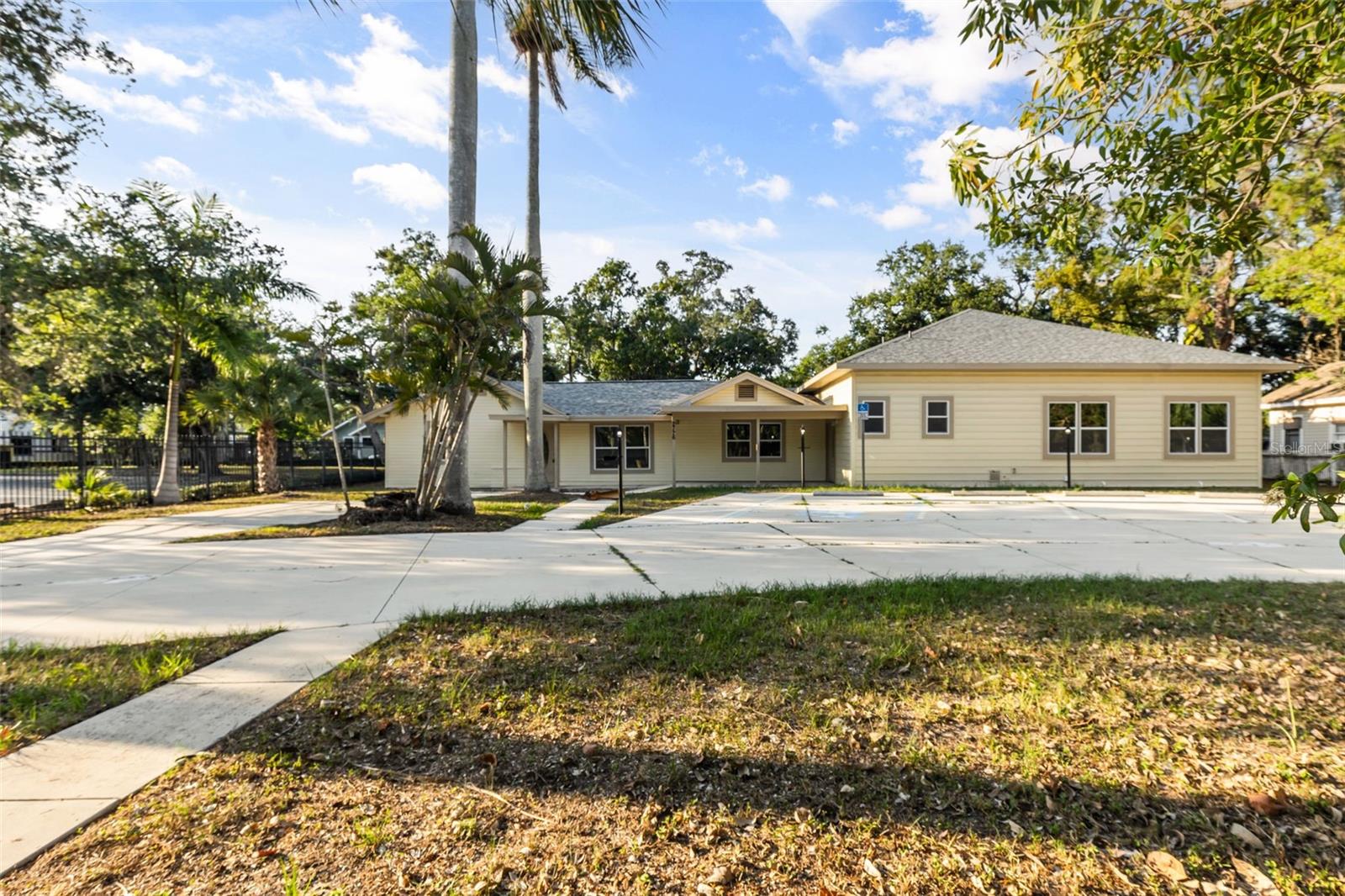 2726 6TH AVE W, BRADENTON, FL, 34205