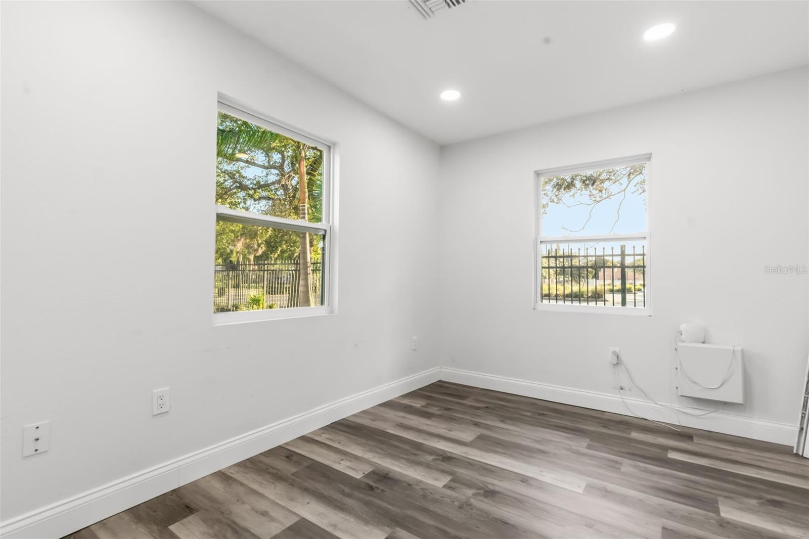2726 6TH AVE W, BRADENTON, FL, 34205