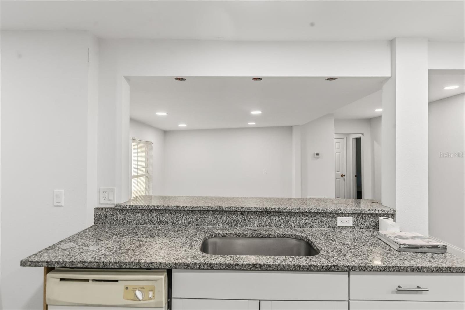 2726 6TH AVE W, BRADENTON, FL, 34205