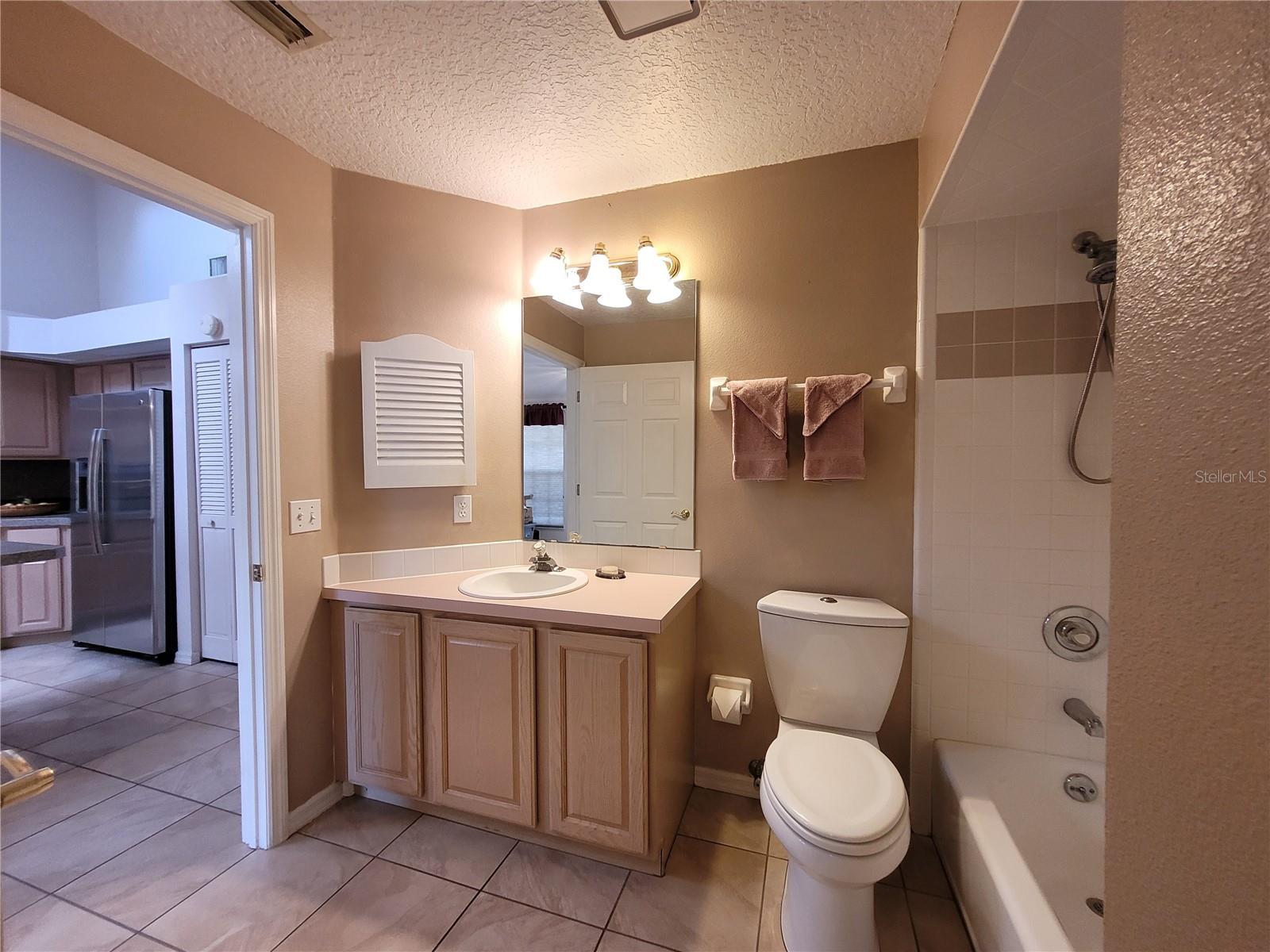 432 BAYTREE BLVD, TAVARES, FL, 32778