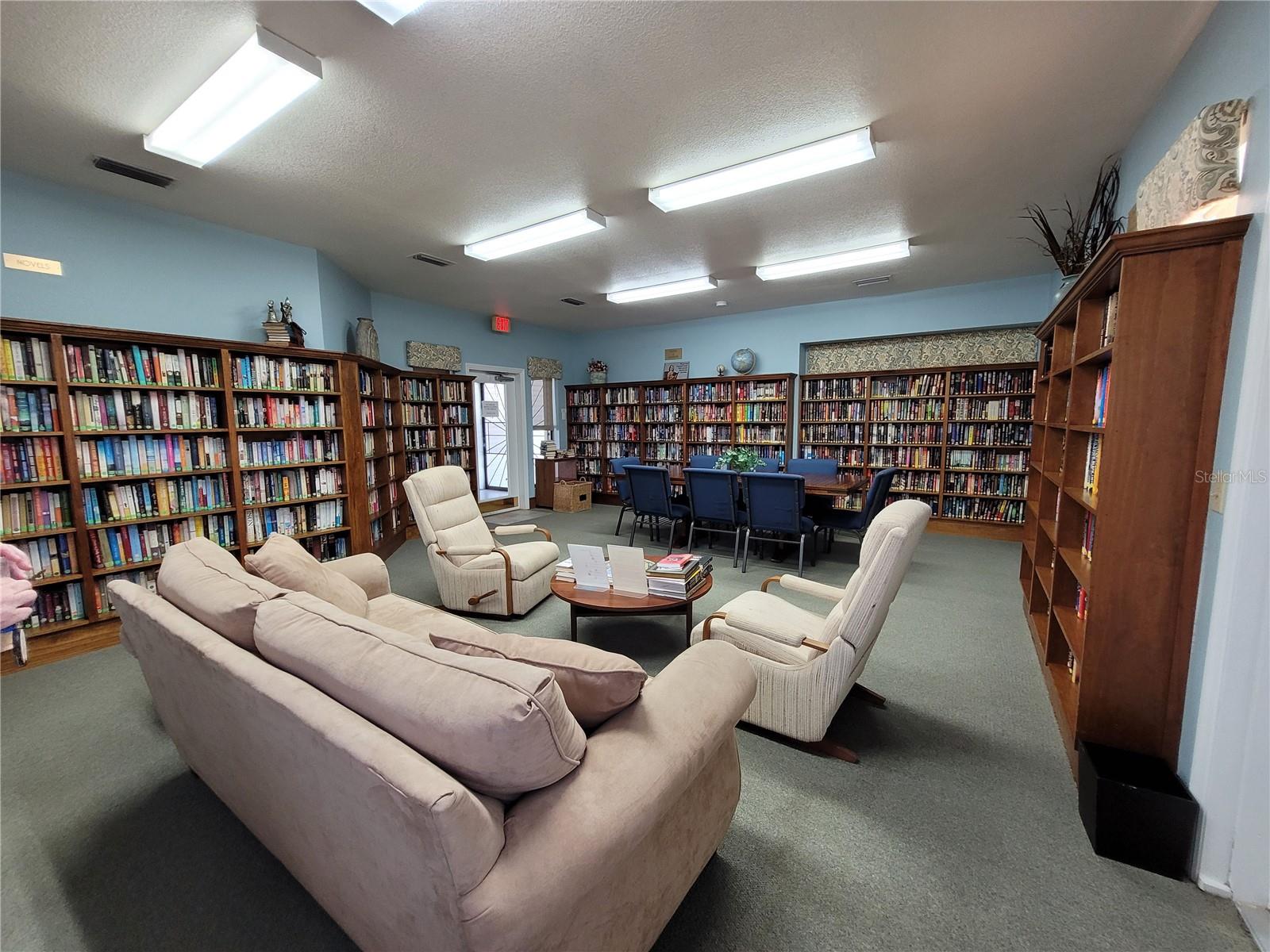 432 BAYTREE BLVD, TAVARES, FL, 32778