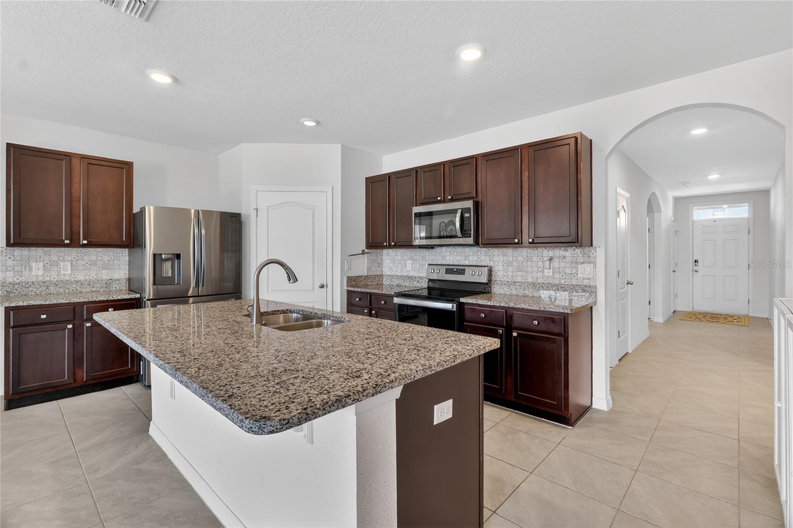 2658 GRANDBURY GROVE RD, LAKELAND, FL, 33811