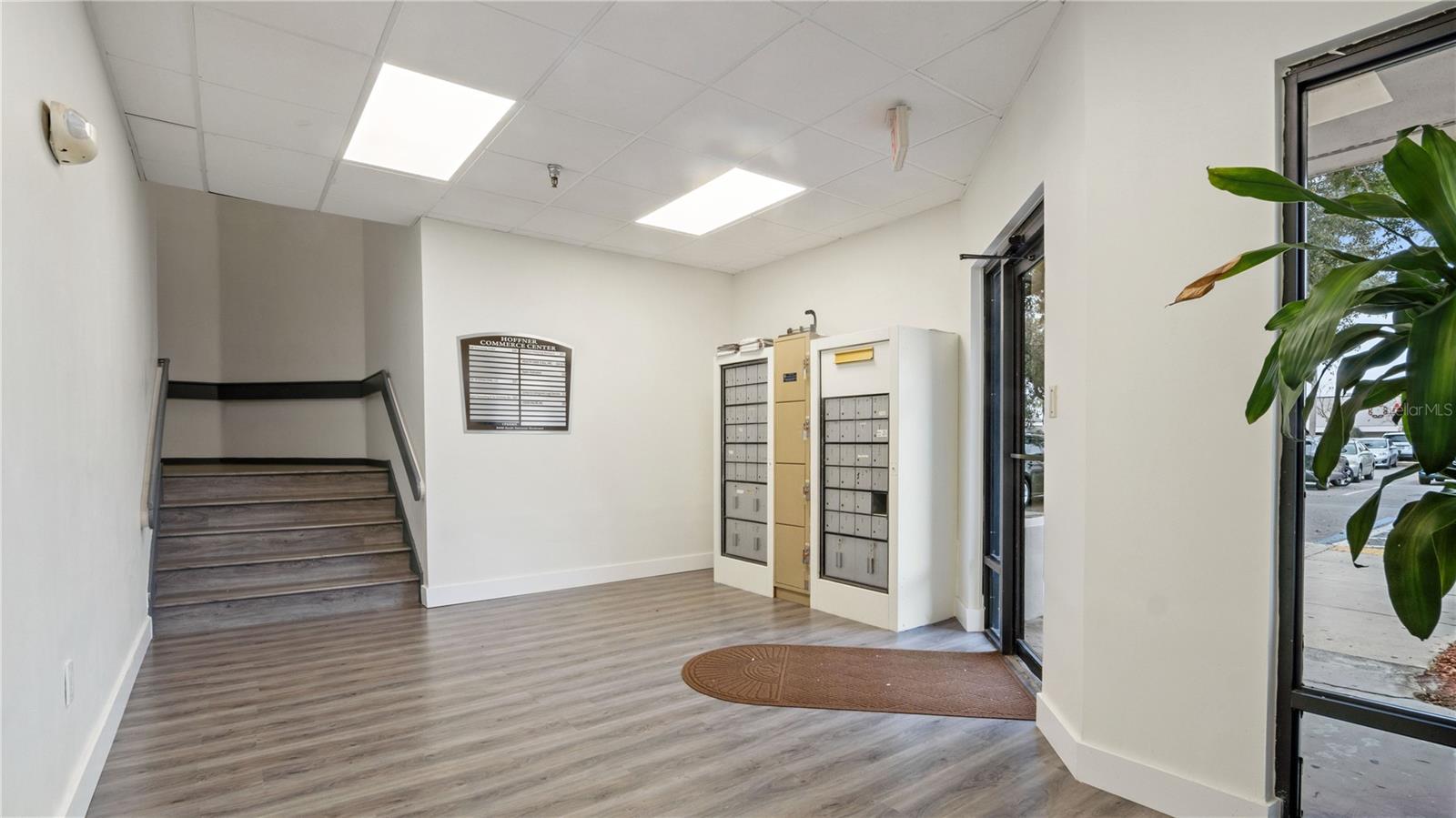 5449 S SEMORAN BLVD #220, ORLANDO, FL, 32822