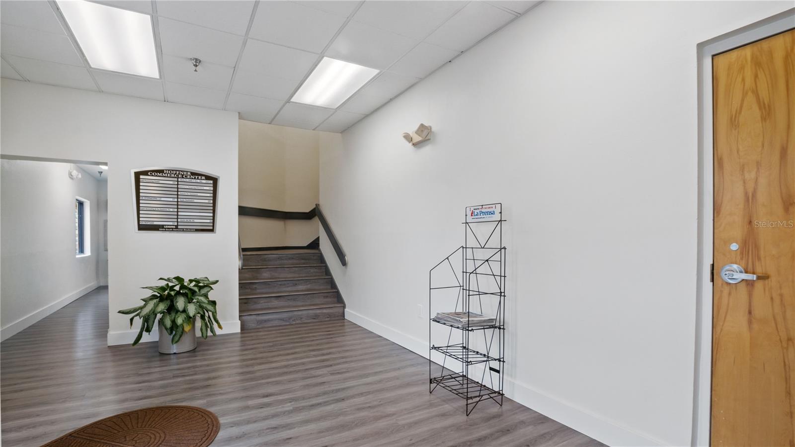 5449 S SEMORAN BLVD #220, ORLANDO, FL, 32822