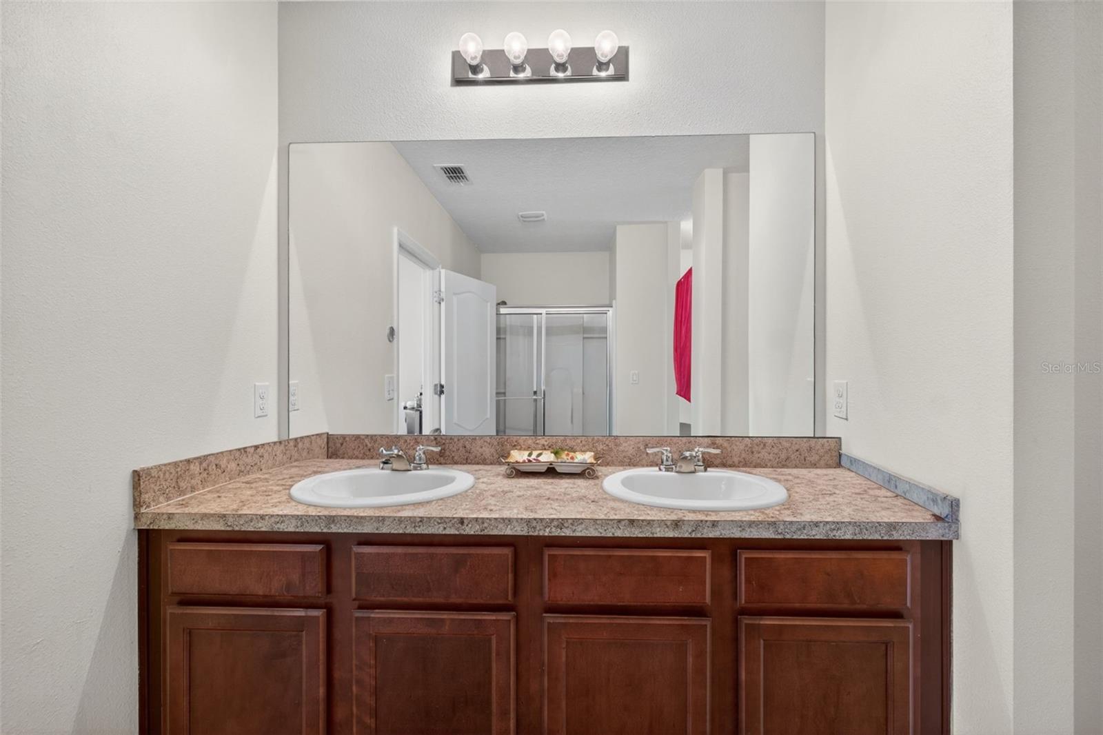 561 LAKE CUMMINGS WAY, LAKE ALFRED, FL, 33850