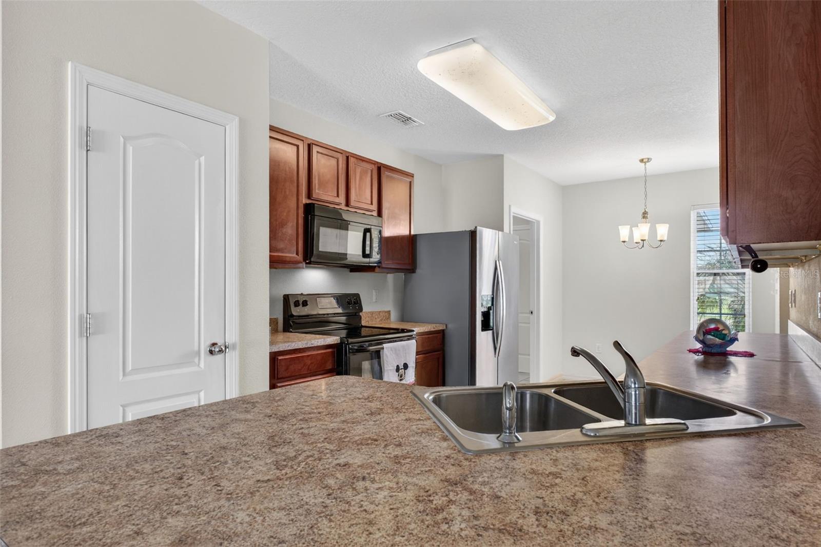 561 LAKE CUMMINGS WAY, LAKE ALFRED, FL, 33850