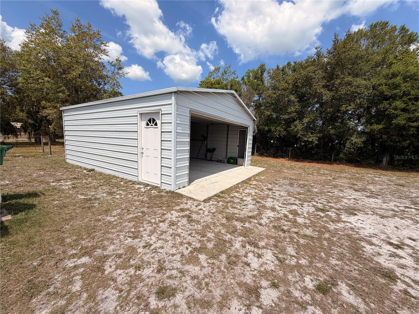 472 SHAW LAKE RD, PIERSON, FL, 32180