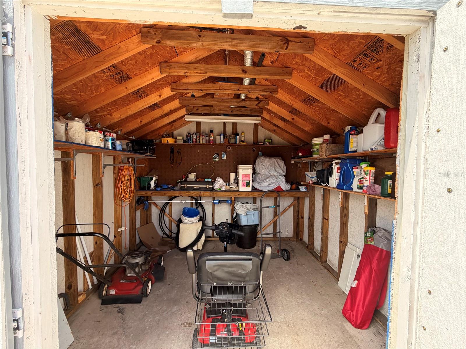 472 SHAW LAKE RD, PIERSON, FL, 32180