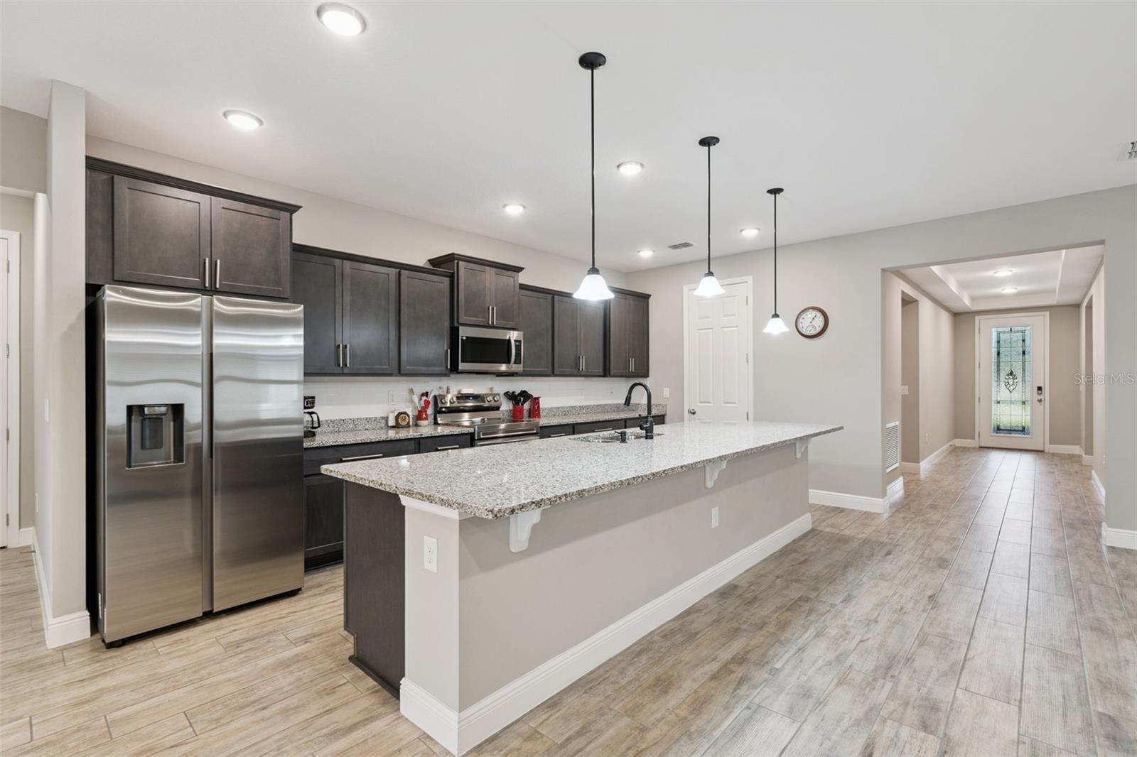 714 OAKS SHORES RD, LEESBURG, FL, 34748