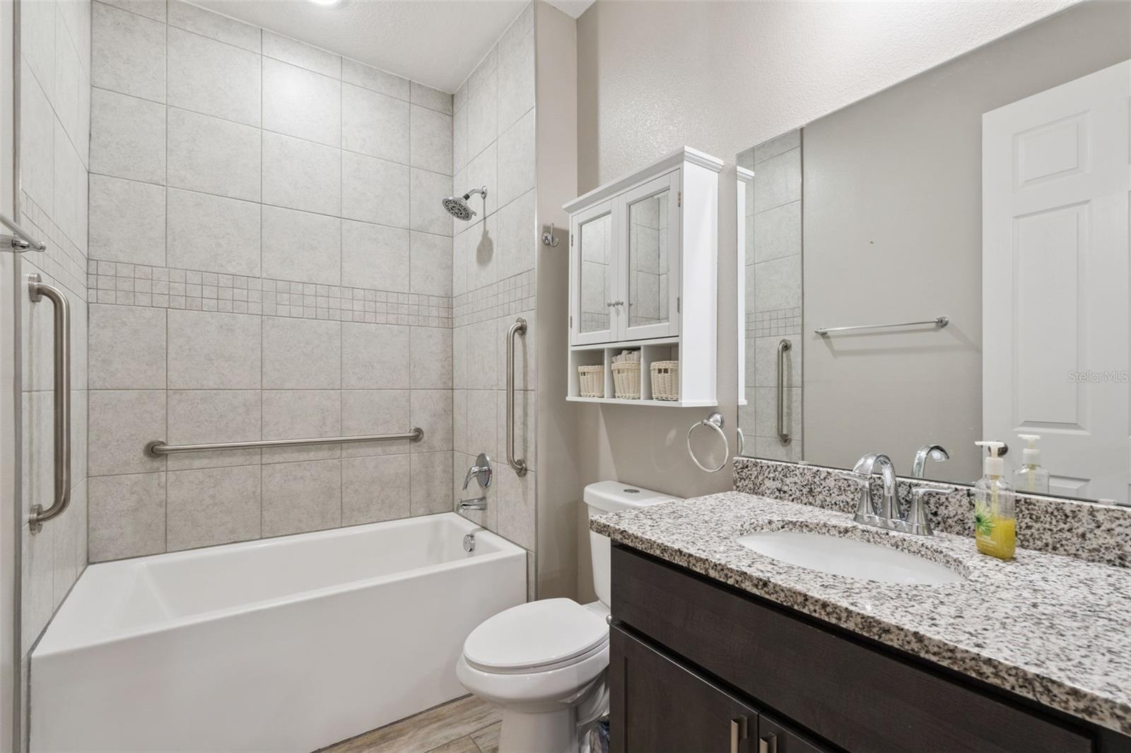 714 OAKS SHORES RD, LEESBURG, FL, 34748