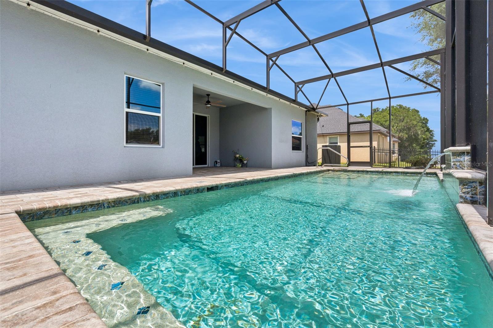 714 OAKS SHORES RD, LEESBURG, FL, 34748