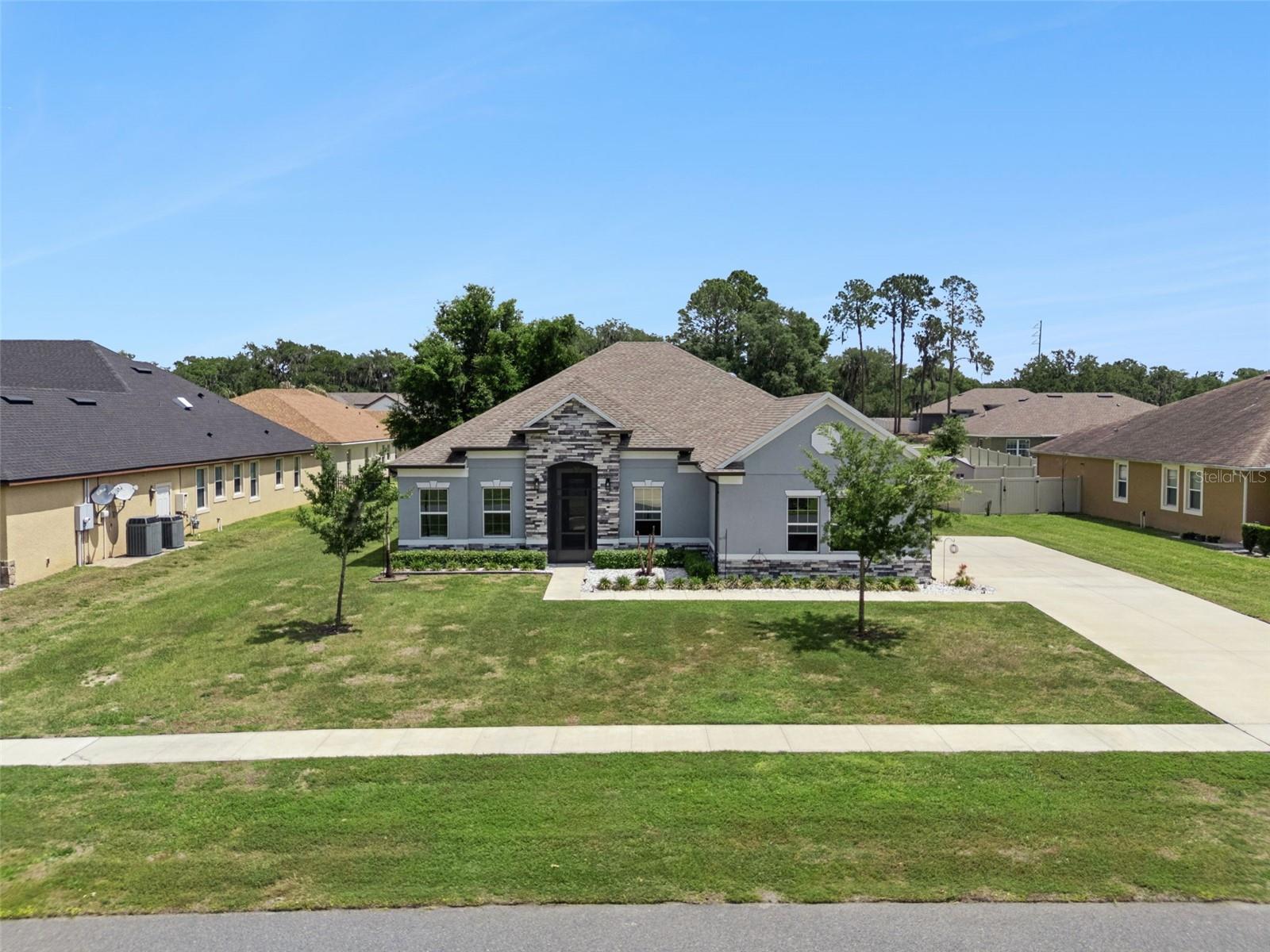 714 OAKS SHORES RD, LEESBURG, FL, 34748