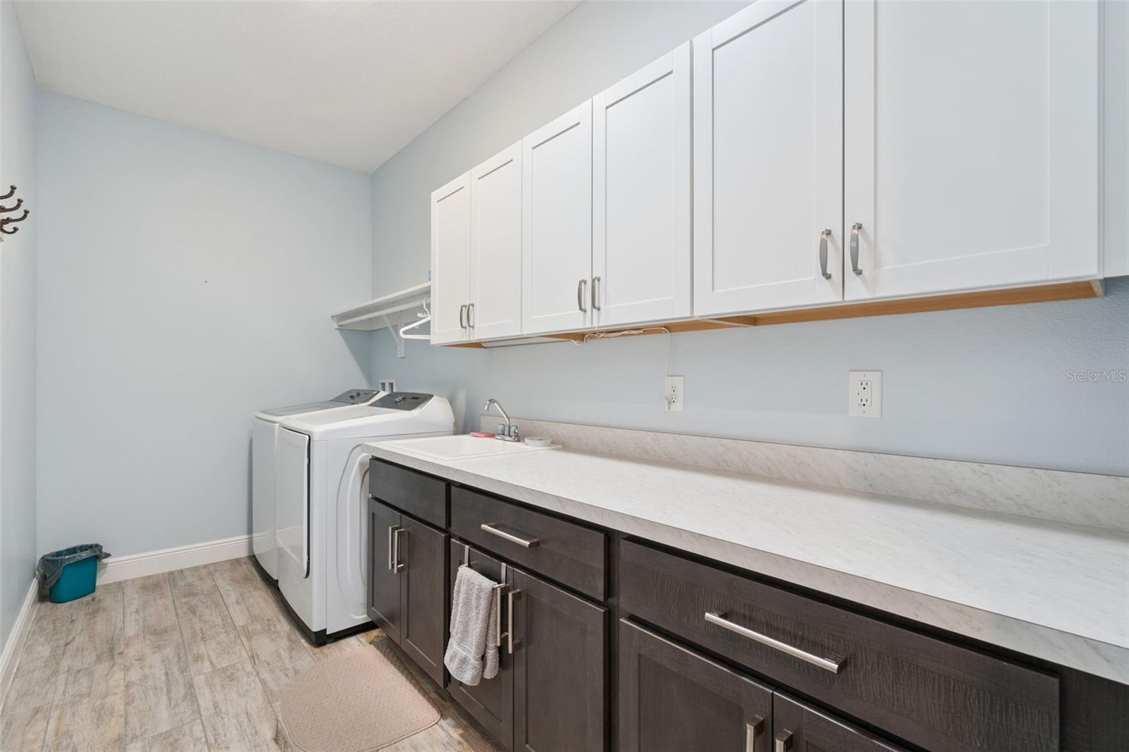 714 OAKS SHORES RD, LEESBURG, FL, 34748