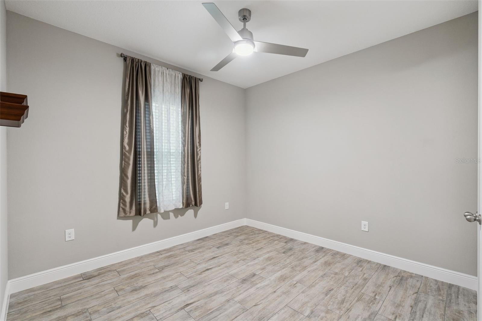 714 OAKS SHORES RD, LEESBURG, FL, 34748