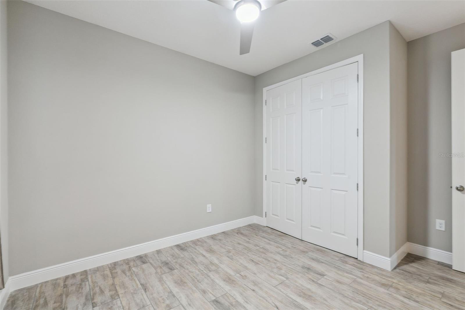 714 OAKS SHORES RD, LEESBURG, FL, 34748