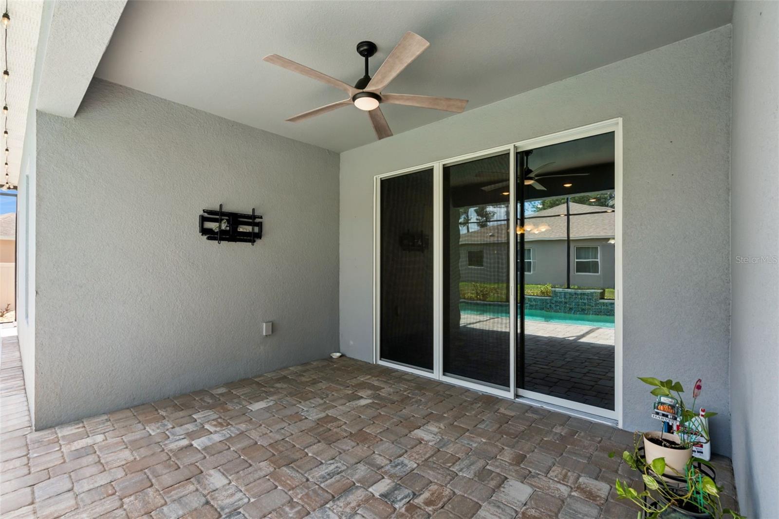 714 OAKS SHORES RD, LEESBURG, FL, 34748