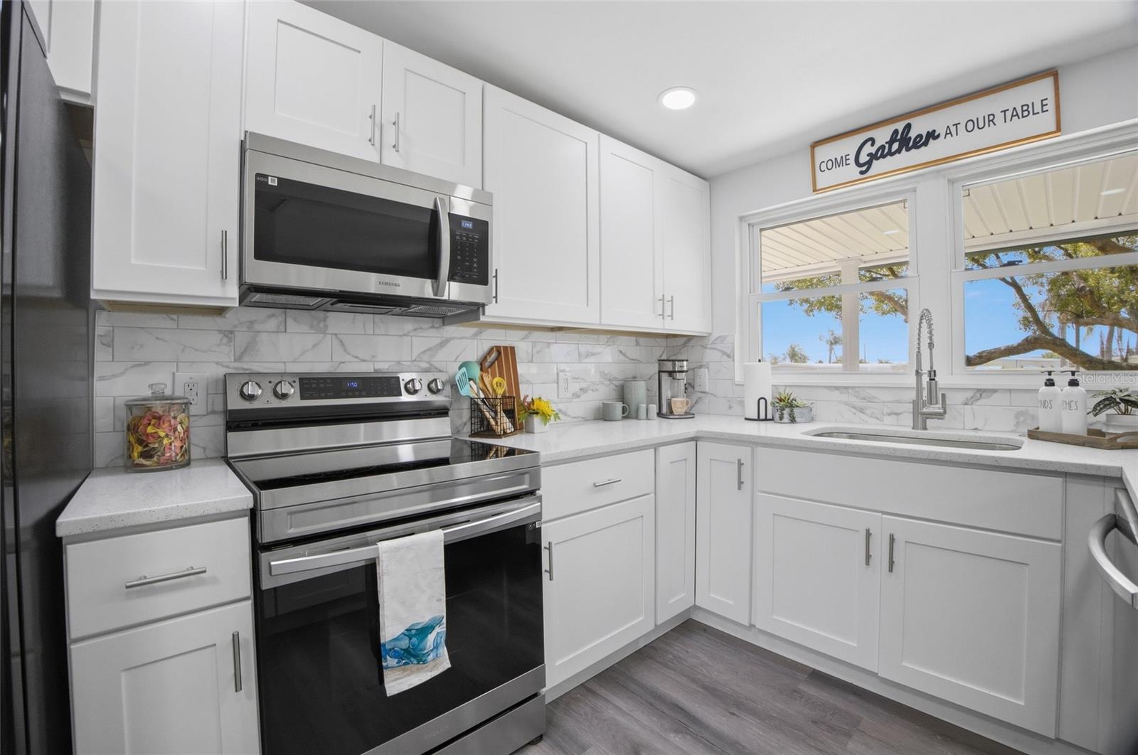 1511 4TH ST SW, LARGO, FL, 33770