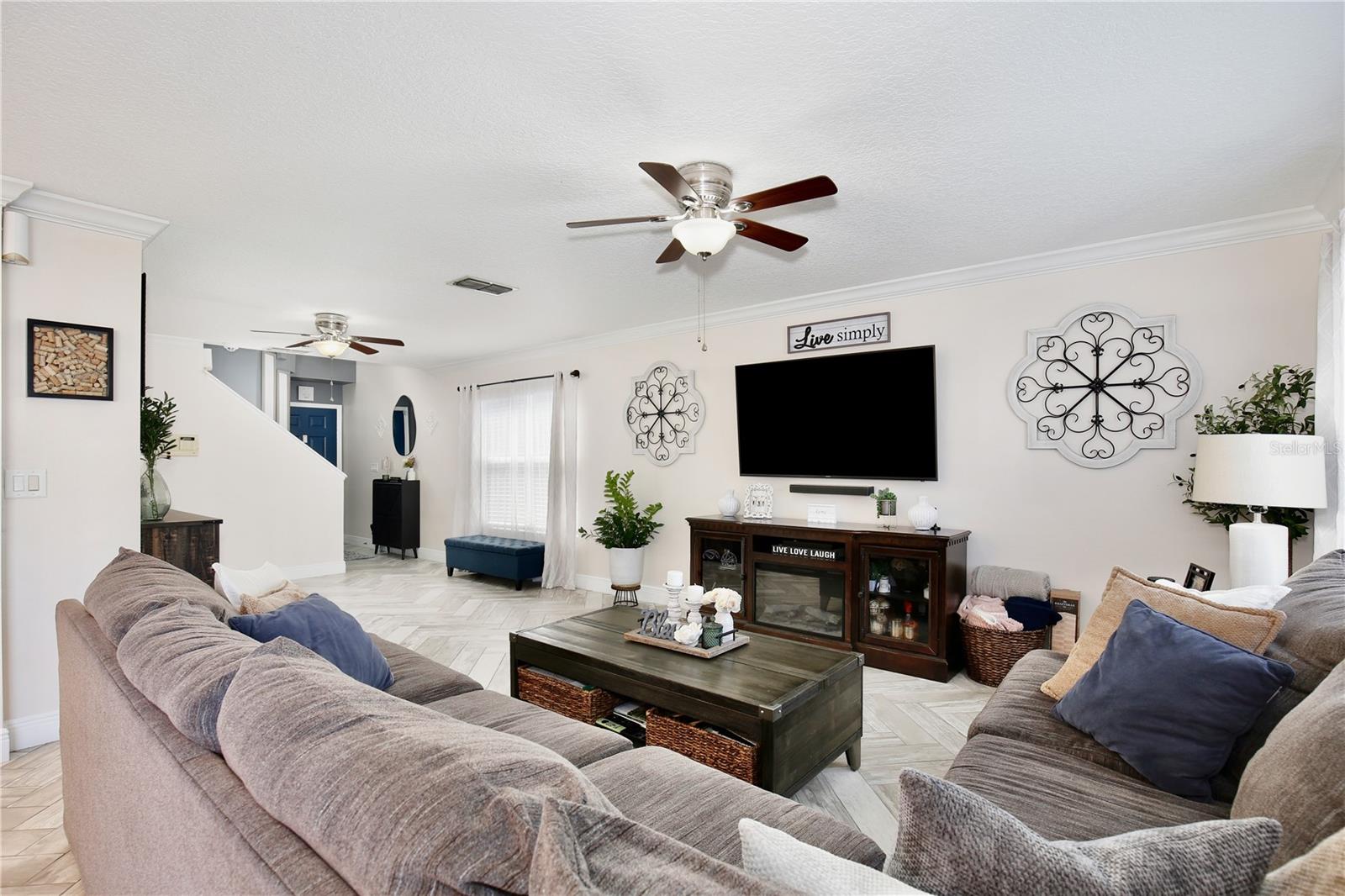 2115 HEATHWOOD CIR, ORLANDO, FL, 32828