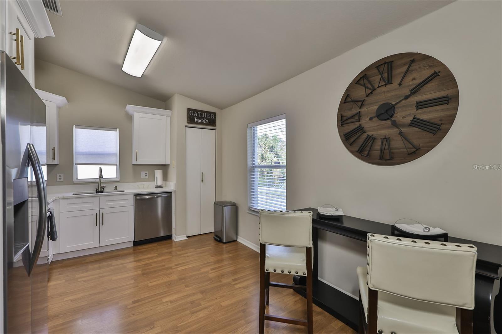 128 LOOKOUT DR, APOLLO BEACH, FL, 33572