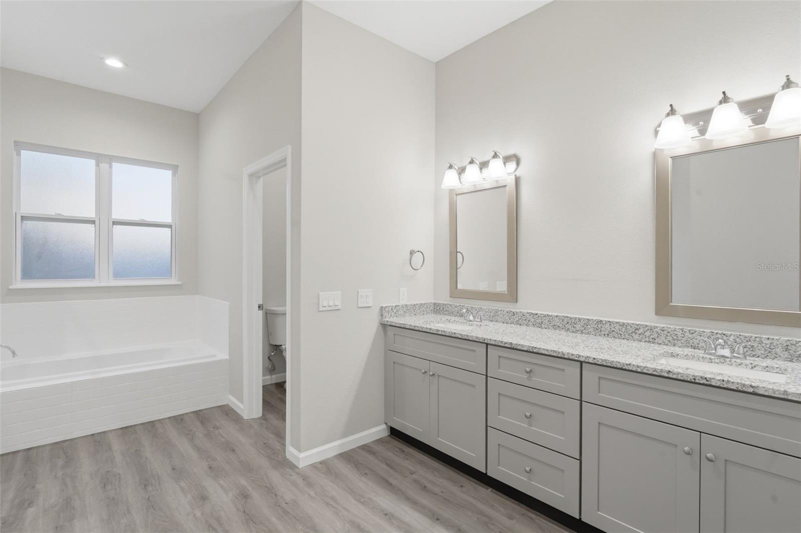 3 AMIGOS RD, DEBARY, FL, 32713