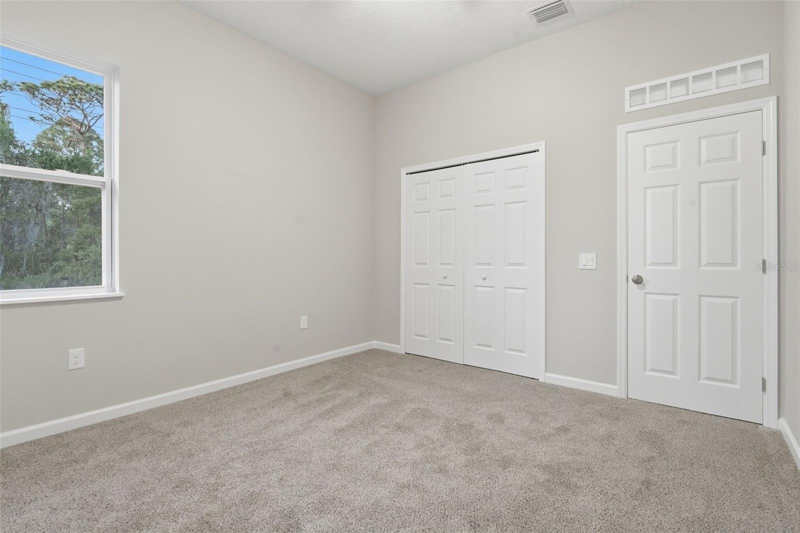 3 AMIGOS RD, DEBARY, FL, 32713