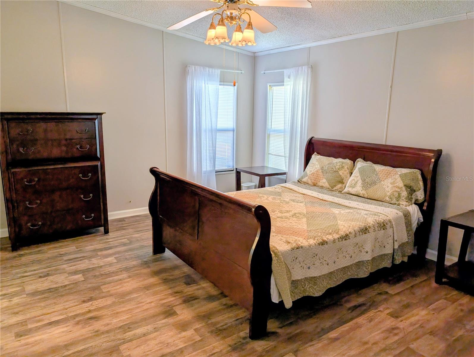 25836 MANHATTAN LN, ASTOR, FL, 32102