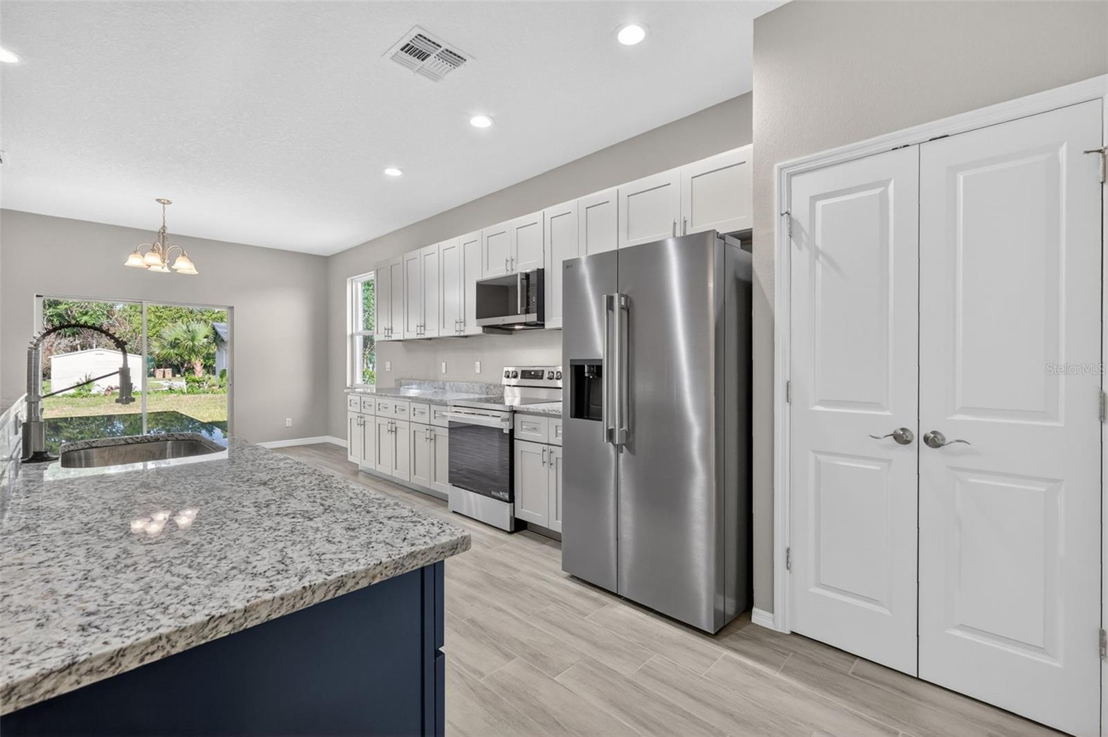 38905 PINE ST, UMATILLA, FL, 32784