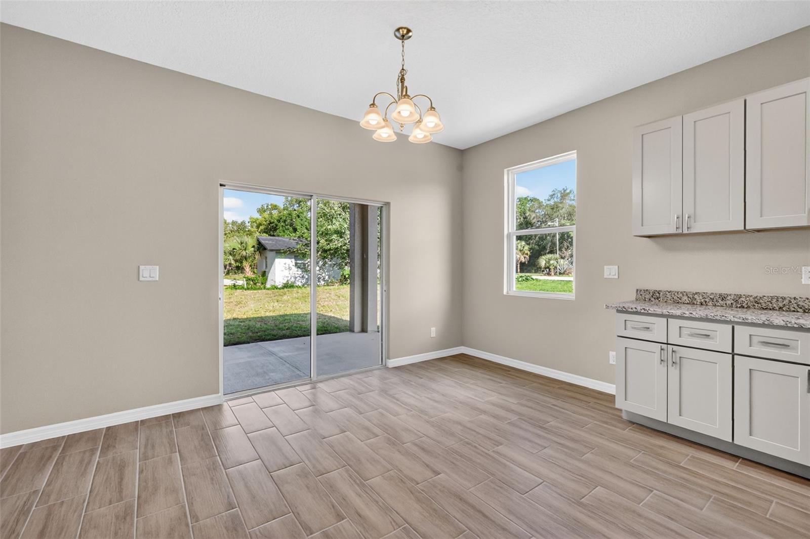 38905 PINE ST, UMATILLA, FL, 32784