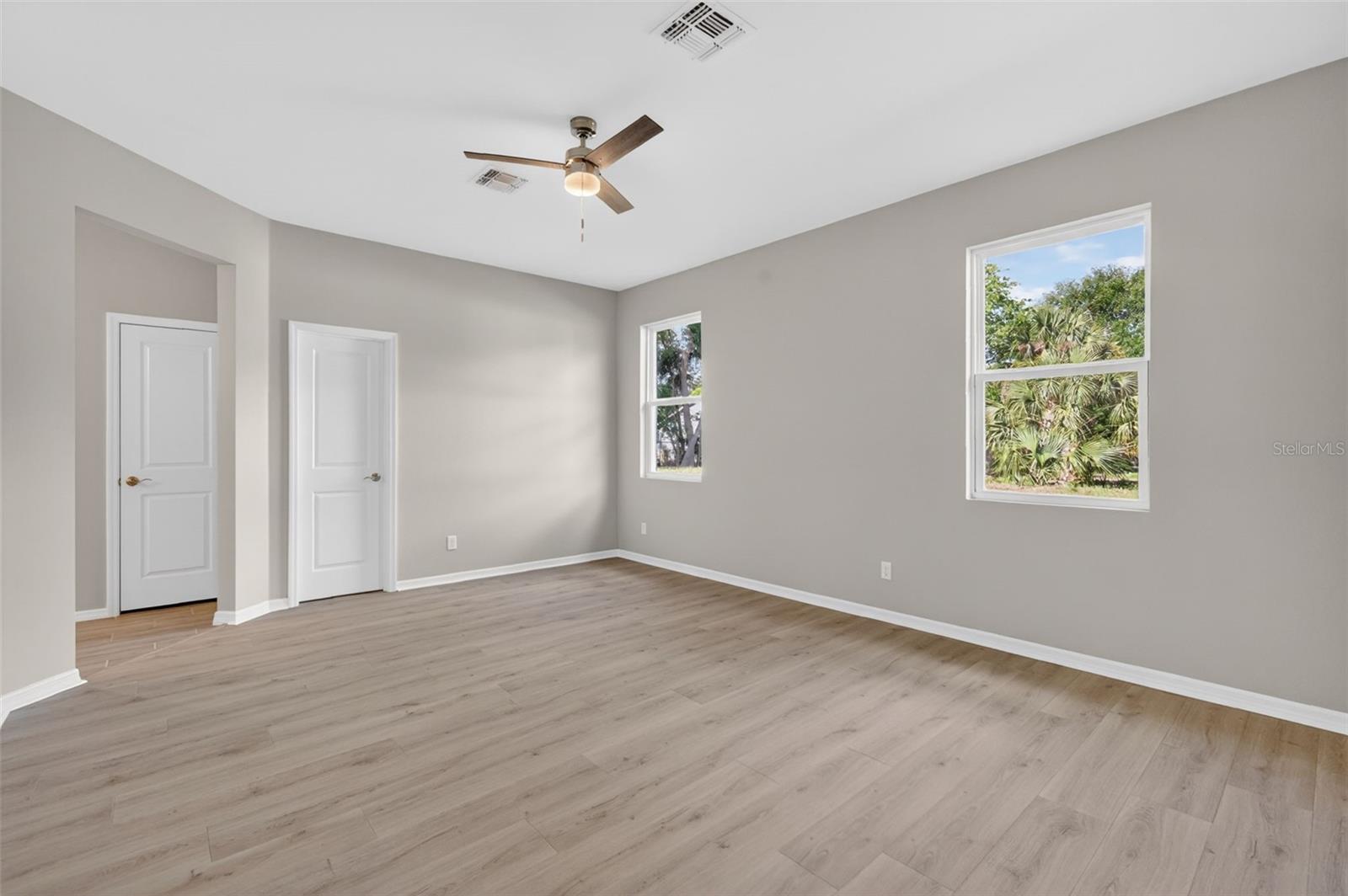 38905 PINE ST, UMATILLA, FL, 32784