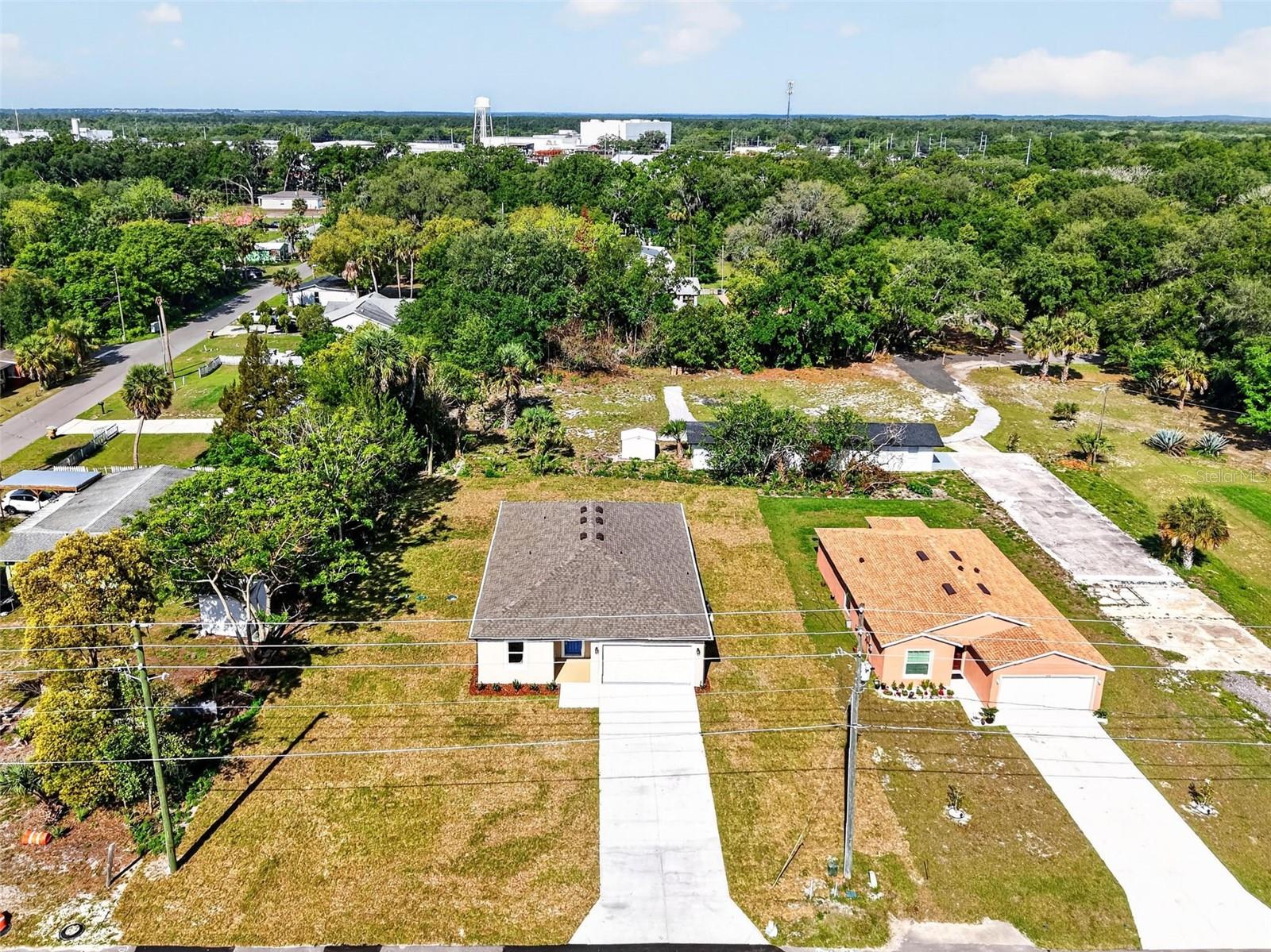 38905 PINE ST, UMATILLA, FL, 32784