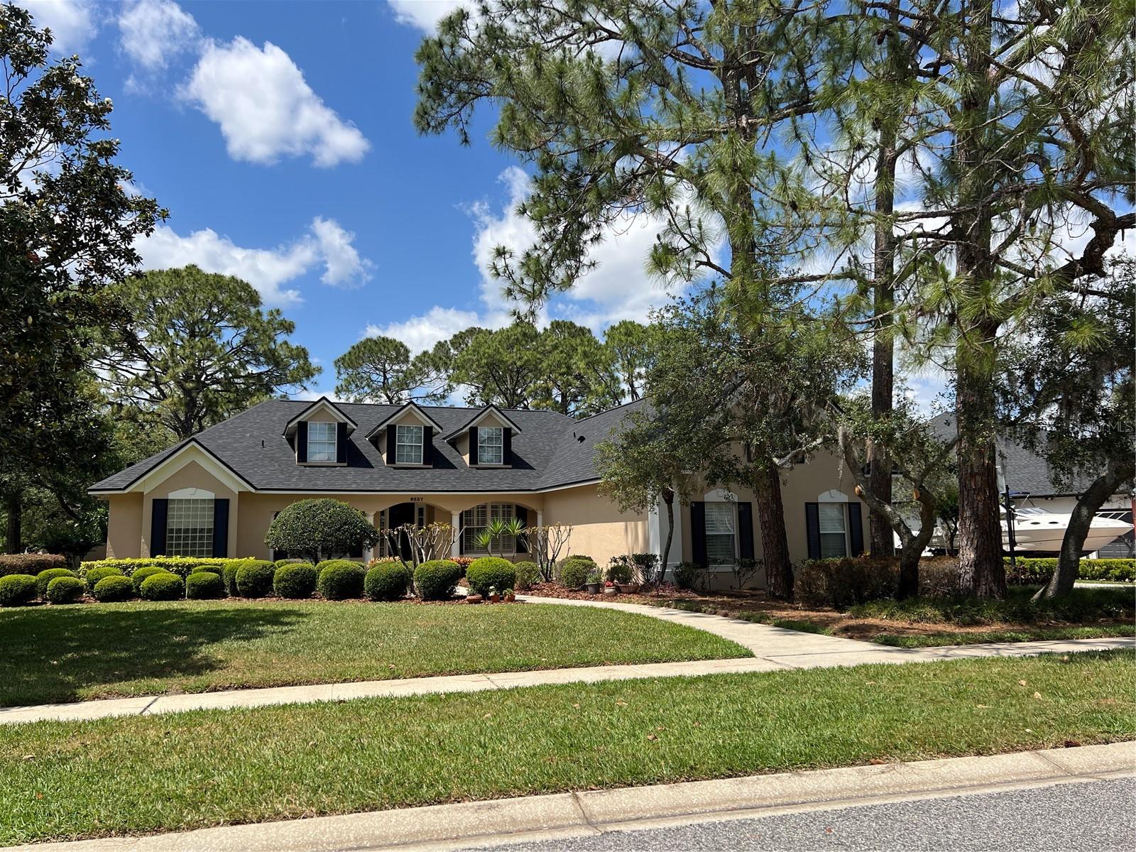 8537 REDLEAF LN, ORLANDO, FL, 32819