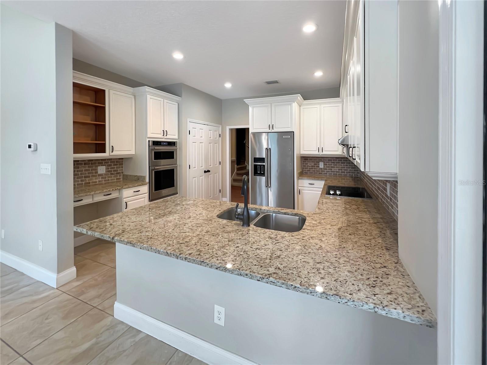 8537 REDLEAF LN, ORLANDO, FL, 32819