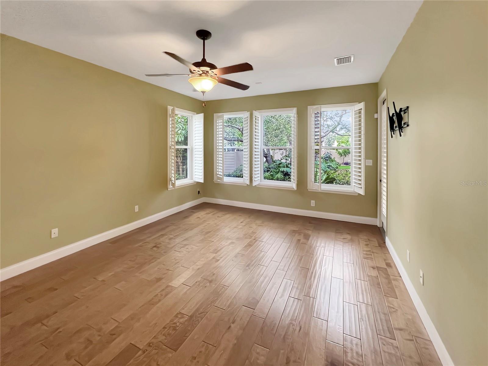 8537 REDLEAF LN, ORLANDO, FL, 32819